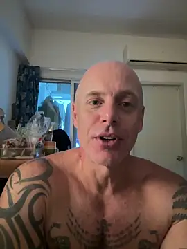 Snapshot of luv2masterb8247 chatting on 03-07-25, 05:08 luv2masterb8247 online show from 03-07-25, 05:08