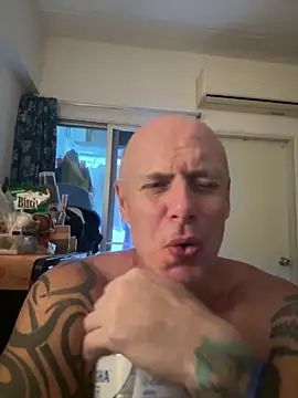 Snapshot of luv2masterb8247 chatting on 03-11-25, 05:16 luv2masterb8247 online show from 03-11-25, 05:16