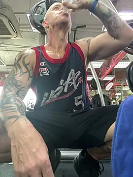 Snapshot of luv2masterb8247 chatting on 03-12-25, 02:09 luv2masterb8247 online show from 03-12-25, 02:09