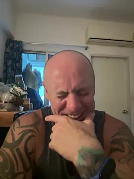 Snapshot of luv2masterb8247 chatting on 03-12-25, 05:13 luv2masterb8247 online show from 03-12-25, 05:13