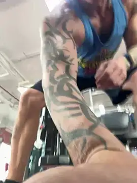 Snapshot of luv2masterb8247 chatting on 03-13-25, 02:05 luv2masterb8247 online show from 03-13-25, 02:05