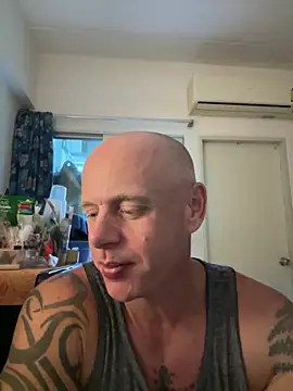 Snapshot of luv2masterb8247 chatting on 03-13-25, 05:11 luv2masterb8247 online show from 03-13-25, 05:11