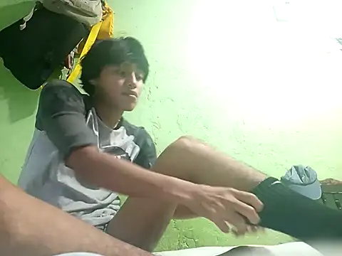 Snapshot of ruygw chatting on 09-23-25, 06:05 ruygw online show from 09-23-25, 06:05