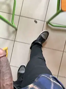 Snapshot of Black_mamba_madingo chatting on 12-20-24, 12:05 Black mamba madingo online show from 12-20-24, 12:05