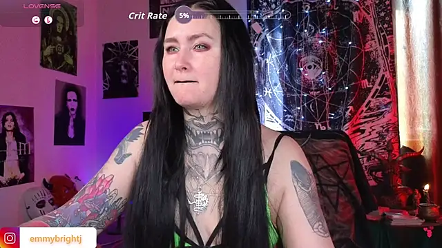 Snapshot of Emmybrightj_ chatting on 04-27-26, 02:20 Emmybrightj online show from 04-27-26, 02:20
