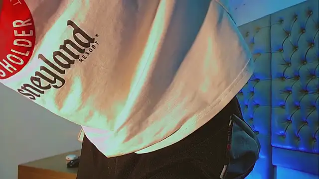 HannibalLester online show from 02-11-25, 02:35