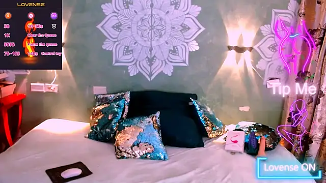 Emili Roux online show from 03-08-25, 02:19