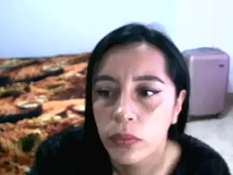 hailey85 online show from 12-17-24, 07:37