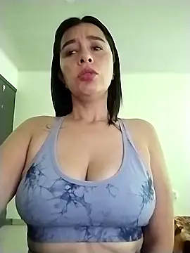 hailey85 online show from 04-09-26, 08:25