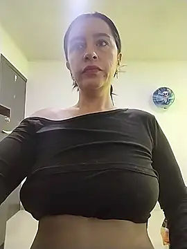 hailey85 online show from 05-31-26, 01:18