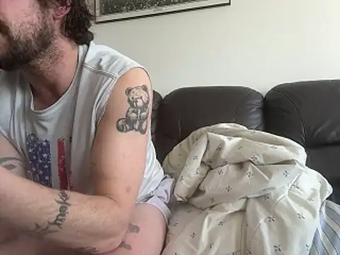 Snapshot of mackshaft4711 chatting on 02-24-26, 02:37 mackshaft4711 online show from 02-24-26, 02:37