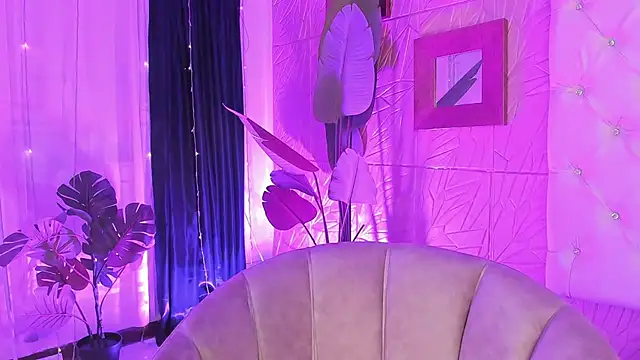 sadashi moon  online show from 03-05-25, 12:38