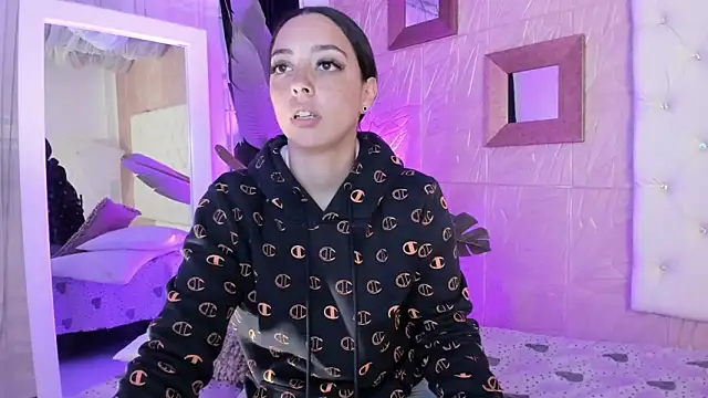 sadashi moon  online show from 03-19-25, 01:32