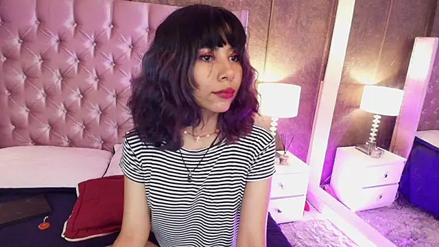 Snapshot of Akane_Uwu chatting on 02-19-25, 12:55 Akane Uwu online show from 02-19-25, 12:55