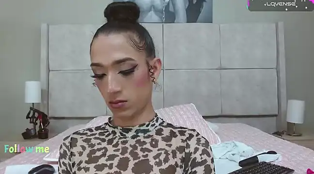 sweet amalia4 online show from 12-30-24, 11:49