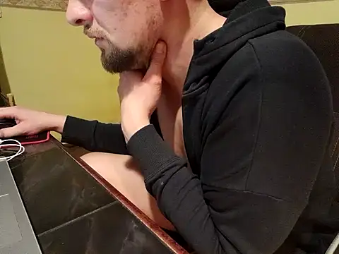 Snapshot of Regularfucker28 chatting on 02-20-25, 02:40 Regularfucker28 online show from 02-20-25, 02:40