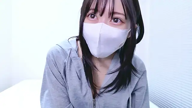 Snapshot of Yurie_ chatting on 09-13-25, 02:17 Yurie online show from 09-13-25, 02:17