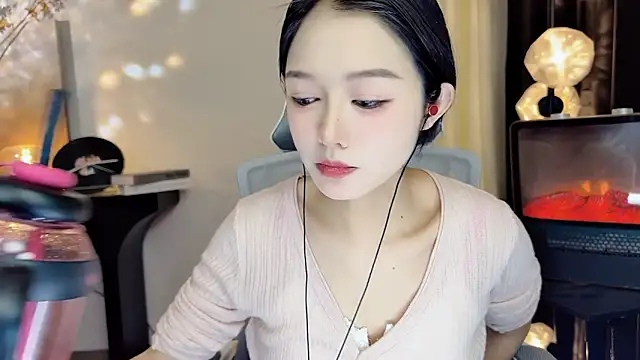 xiaodaibabyy online show from 02-13-25, 04:39