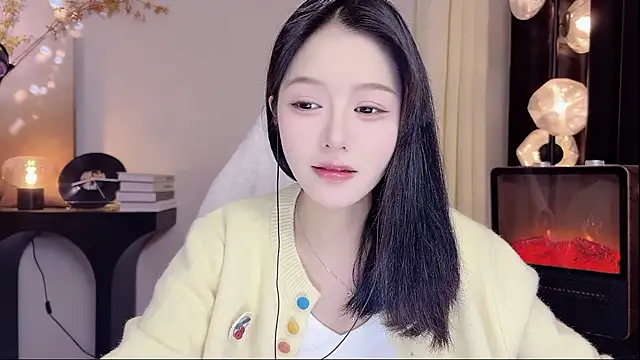 xiaodaibabyy online show from 03-06-25, 01:14