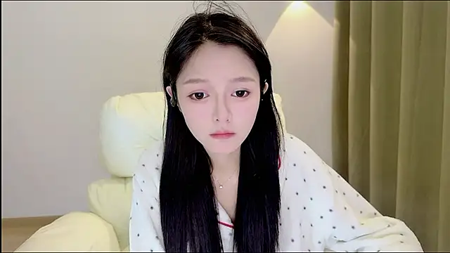 xiaodaibabyy online show from 11-10-25, 08:13