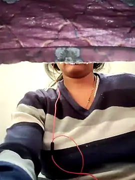 Snapshot of lovelyruhi chatting on 12-05-24, 10:23 lovelyruhi online show from 12-05-24, 10:23