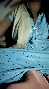 Snapshot of lovelyruhi chatting on 12-15-24, 05:42 lovelyruhi online show from 12-15-24, 05:42