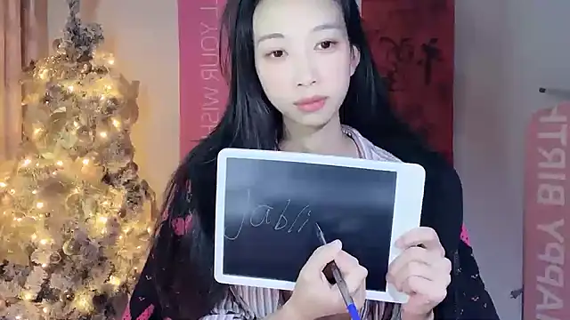 Lili-2 online show from 12-28-24, 04:52