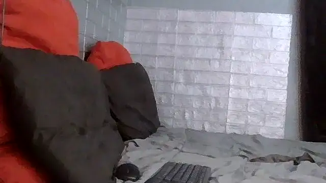 Feathergal69  online show from 02-18-26, 08:21