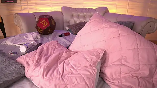 Snapshot of Dear_Morgan chatting on 12-04-24, 01:58 Dear Morgan online show from 12-04-24, 01:58