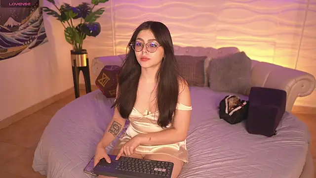 Snapshot of Dear_Morgan chatting on 12-13-24, 10:23 Dear Morgan online show from 12-13-24, 10:23