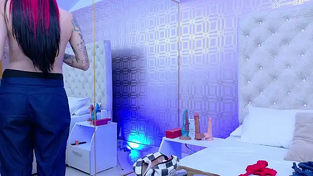 Snapshot of Derieri_D chatting on 11-16-25, 07:30 Derieri D online show from 11-16-25, 07:30