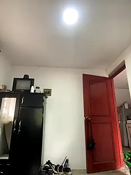 Jestebanano online show from 10-23-25, 01:32