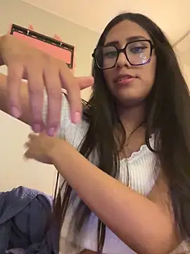 AleFantasy0001 online show from 09-14-25, 05:17