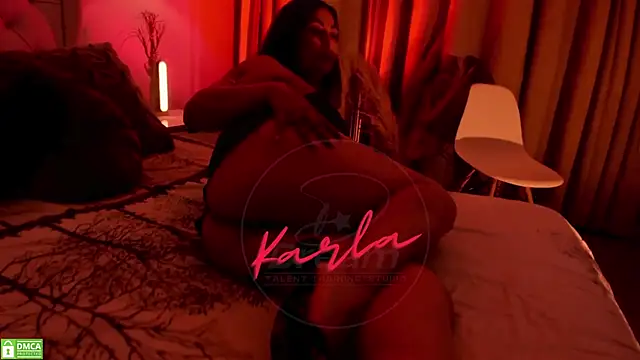 Snapshot of karla_paradise_ chatting on 12-16-24, 09:31 karla paradise  online show from 12-16-24, 09:31
