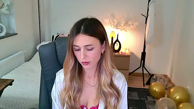 Sophie Enzo online show from 01-31-25, 11:13