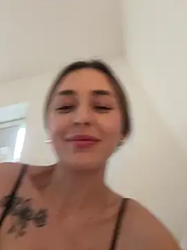 Sophie Enzo online show from 02-10-25, 11:57