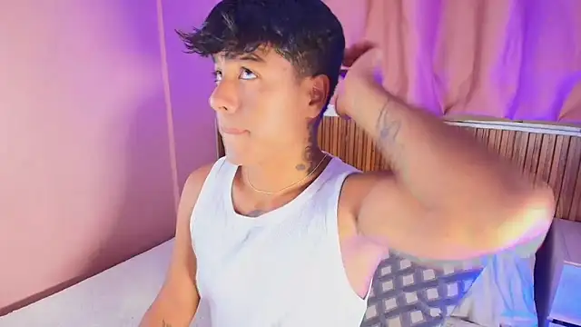 kiing azahell online show from 04-04-26, 02:21