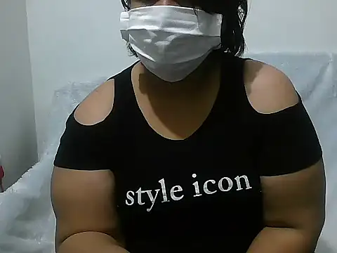 Queen of boobs01 online show from 12-31-24, 02:58