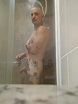 Snapshot of rolesexy chatting on 12-03-25, 03:36 rolesexy online show from 12-03-25, 03:36