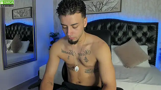 Snapshot of MattDevon chatting on 03-04-25, 05:03 MattDevon online show from 03-04-25, 05:03