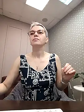 Cutie Erikaa1 online show from 12-03-25, 02:41