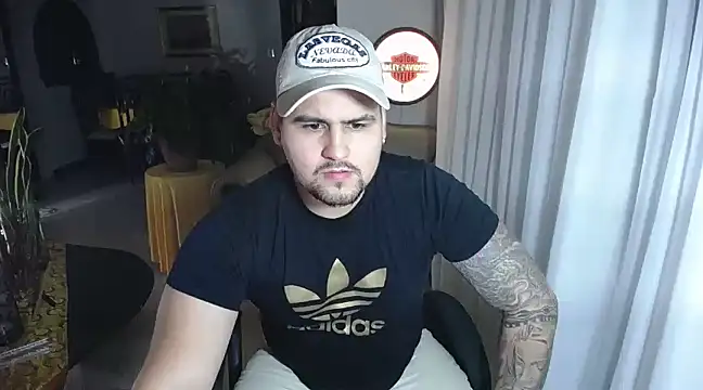 pitbullveryhot online show from 02-20-25, 03:34