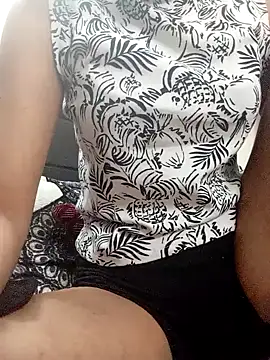 Snapshot of Gazal-8788 chatting on 12-30-24, 06:38 Gazal-8788 online show from 12-30-24, 06:38