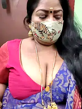 Snapshot of maniisha chatting on 12-12-24, 08:21 maniisha online show from 12-12-24, 08:21