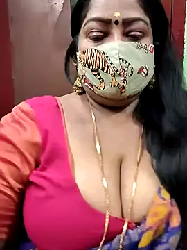 Snapshot of maniisha chatting on 12-20-24, 06:13 maniisha online show from 12-20-24, 06:13