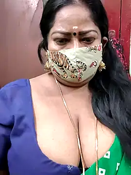 Snapshot of maniisha chatting on 12-21-24, 09:25 maniisha online show from 12-21-24, 09:25