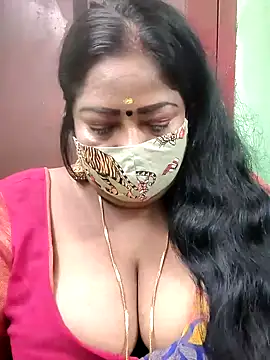 Snapshot of maniisha chatting on 12-26-24, 01:18 maniisha online show from 12-26-24, 01:18
