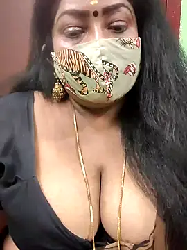 Snapshot of maniisha chatting on 12-31-24, 02:25 maniisha online show from 12-31-24, 02:25