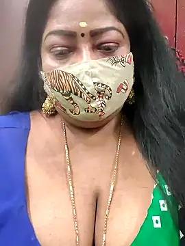 Snapshot of maniisha chatting on 01-22-25, 01:10 maniisha online show from 01-22-25, 01:10