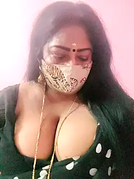 Snapshot of maniisha chatting on 01-31-25, 06:03 maniisha online show from 01-31-25, 06:03